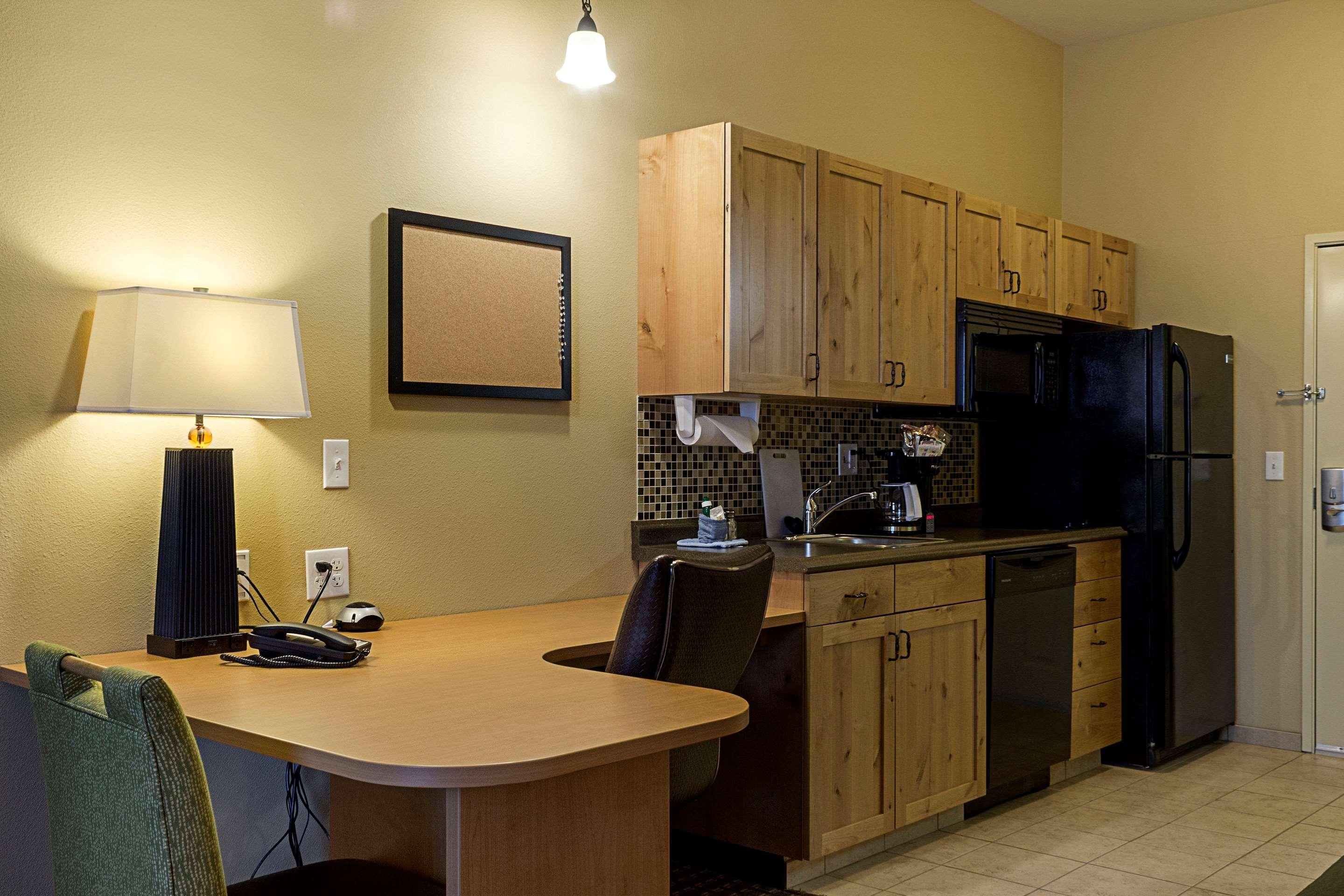 Mainstay Suites Williston Buitenkant foto