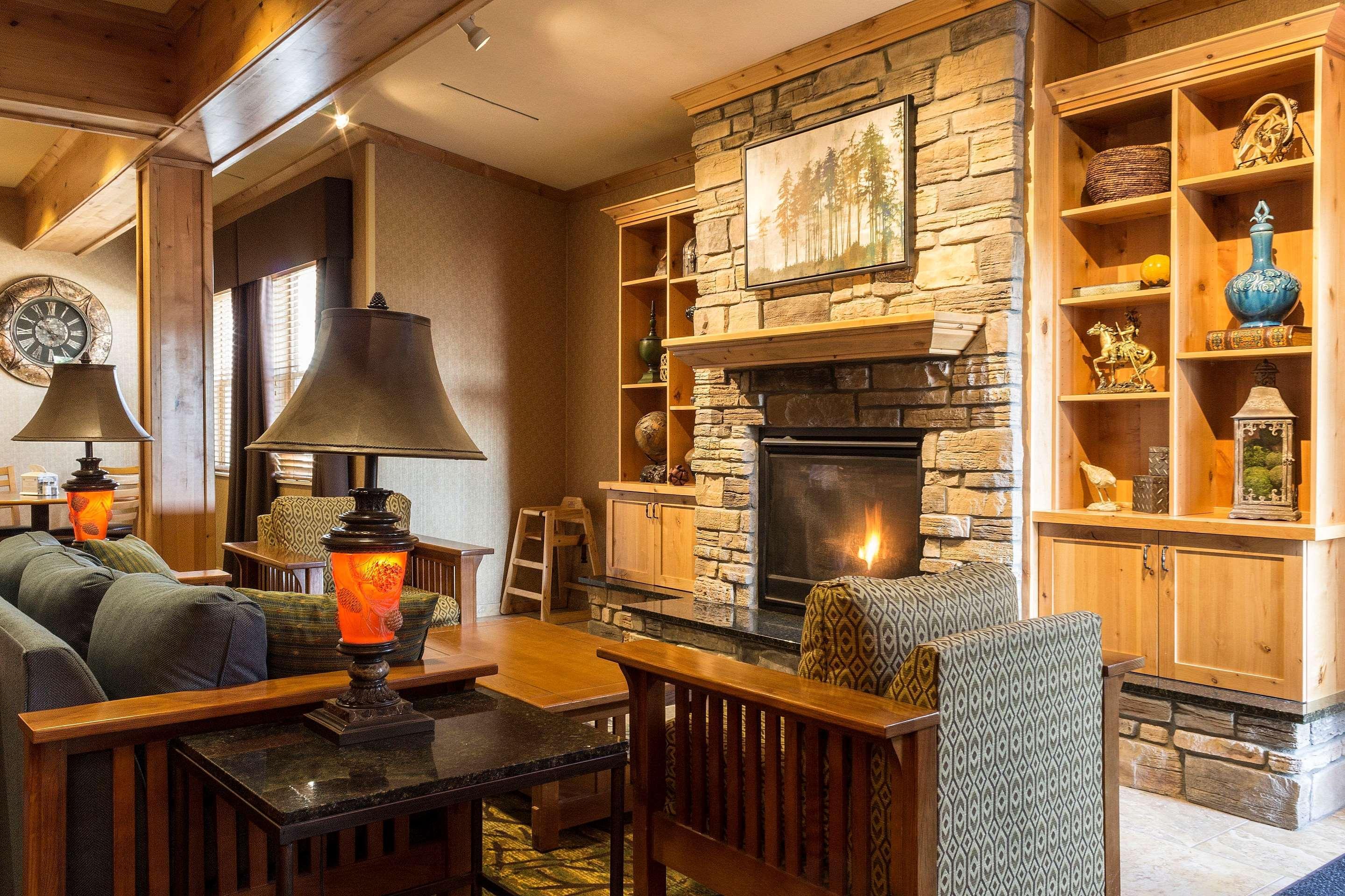 Mainstay Suites Williston Buitenkant foto