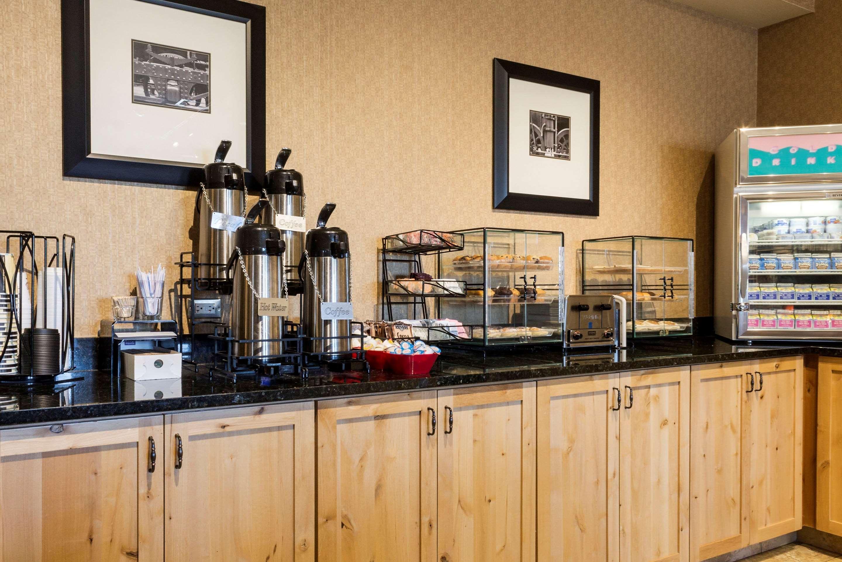 Mainstay Suites Williston Buitenkant foto